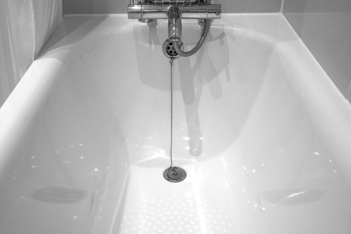 Rengör badkaret efter rengöring.