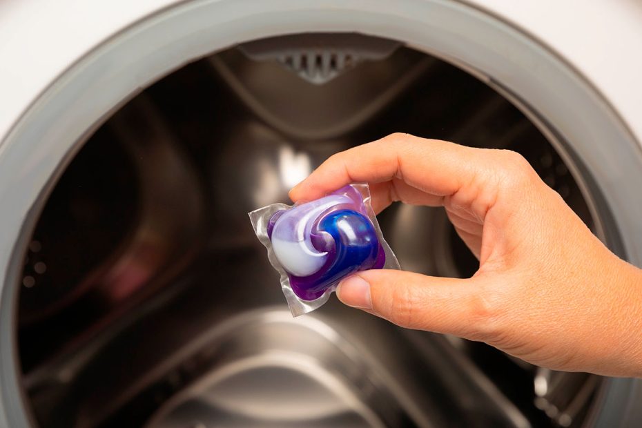 Tvättmaskin och kapsel.