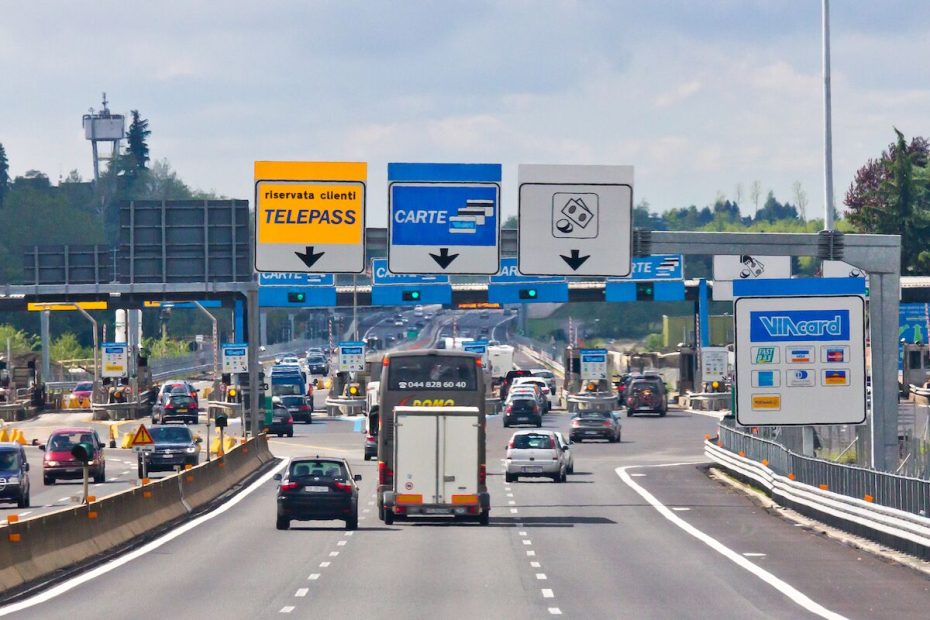 motorvägar i EU kommer att vara avgiftsfria.