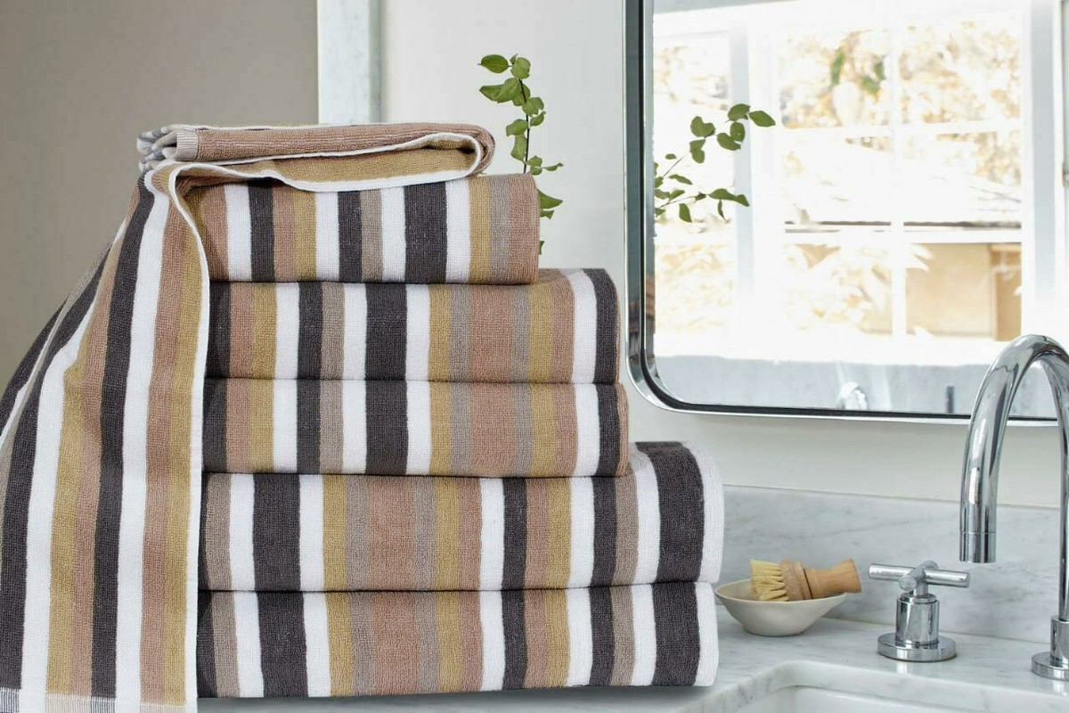 Vad är ränderna på handdukar till för? Låt oss utforska detta i artikeln.