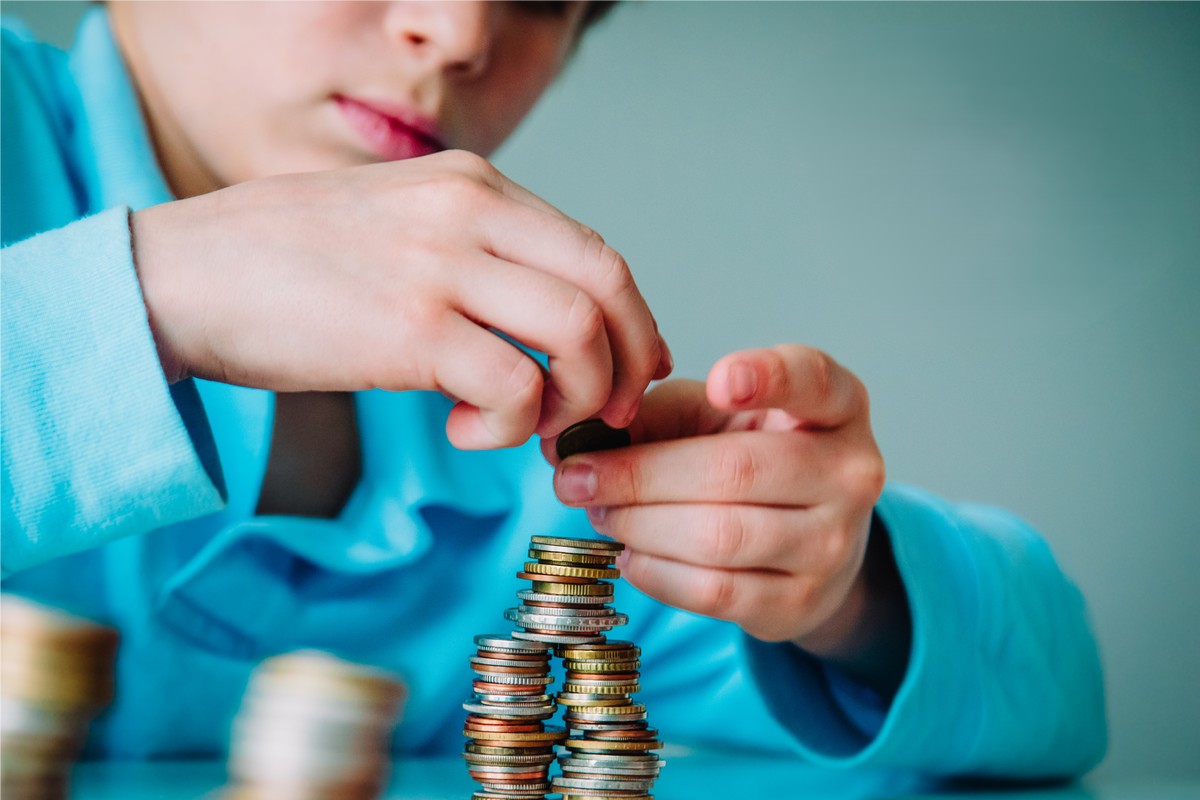 Pojken sparade sina pengar.