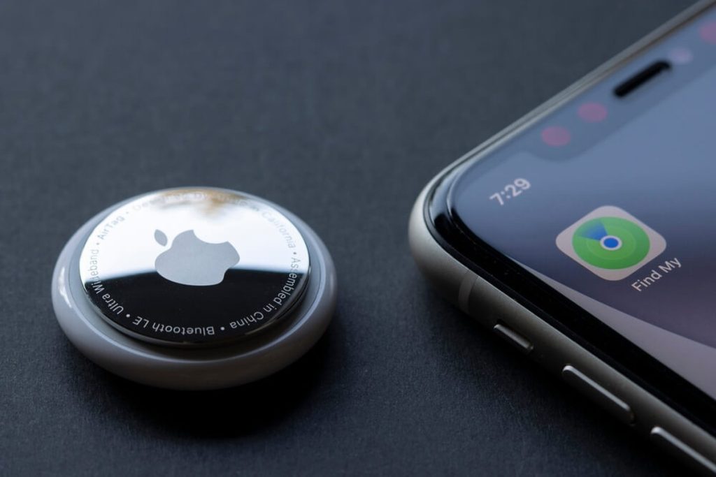 Appen Hitta min för att spåra AirTag på iPhone.
