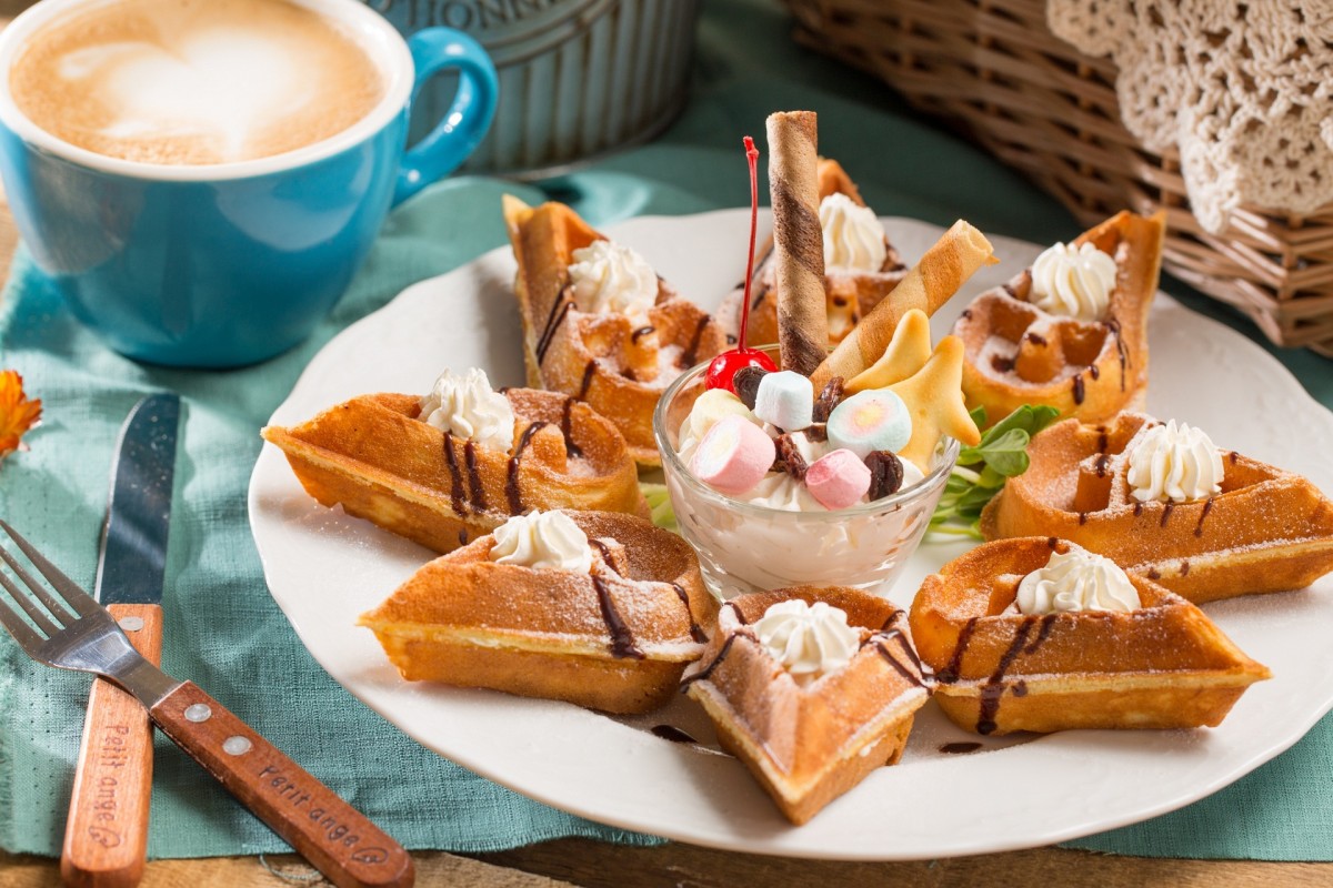 Det rekommenderas inte att äta sötsaker på morgonen.