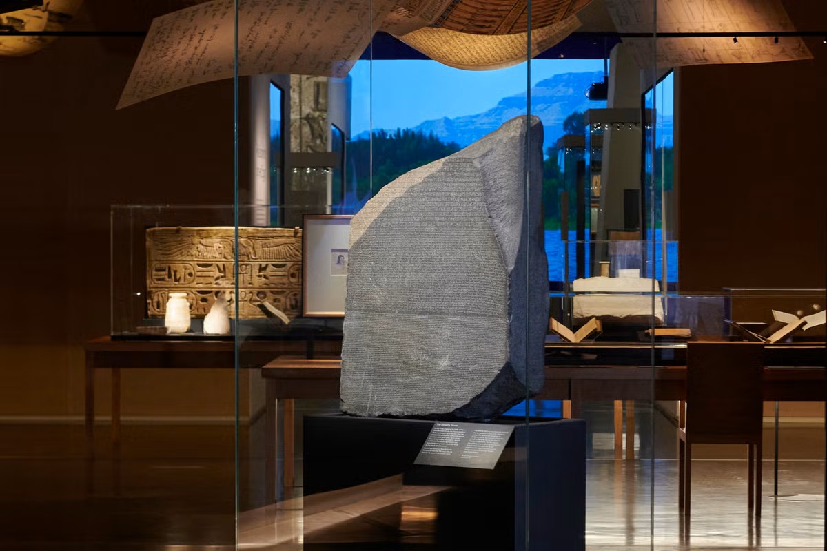 Egypten vill ha tillbaka Rosettastenen, men British Museum är inte benäget att ge upp den ännu.