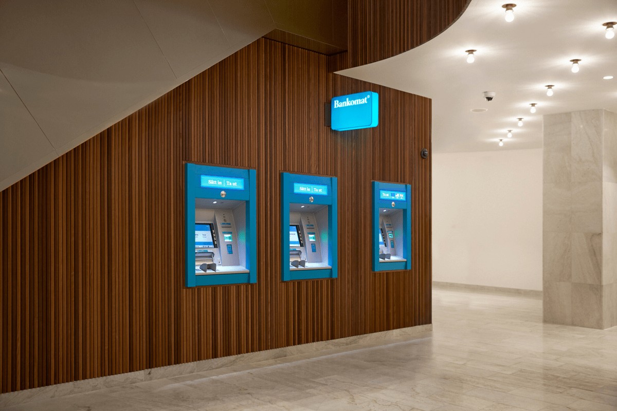 Moderna bankomater är mycket bättre än äldre modeller och har flera fördelar.